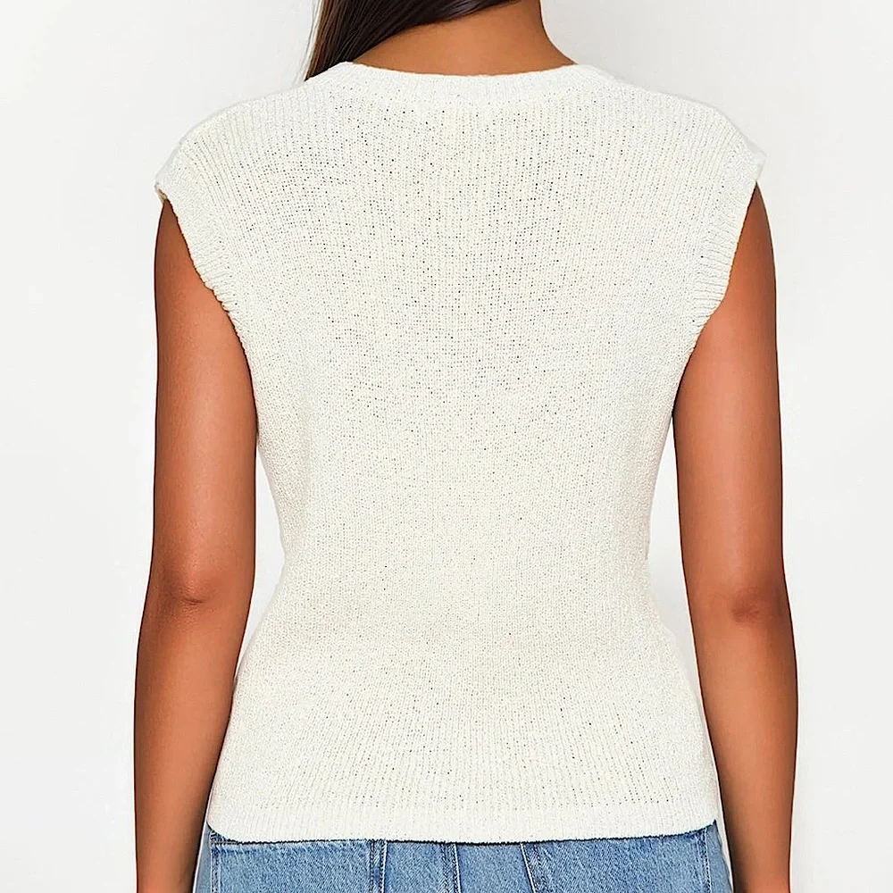 🍨🍦NWT Cream Button-Up Sweater Vest Sz XL🍦🍨 - Picture 3 of 3